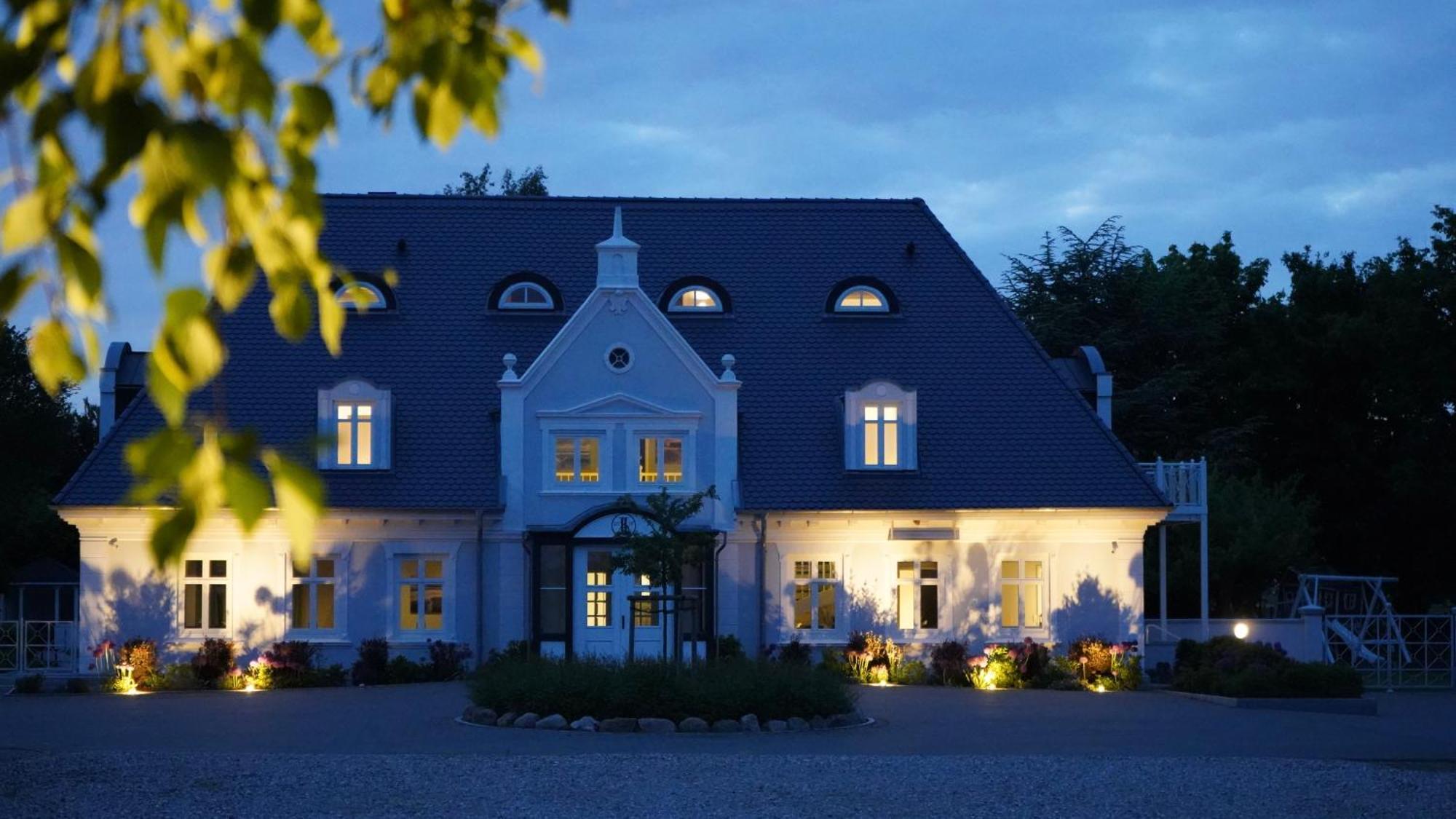 Landhaus Luetjenhof Otel Großenbrode Dış mekan fotoğraf