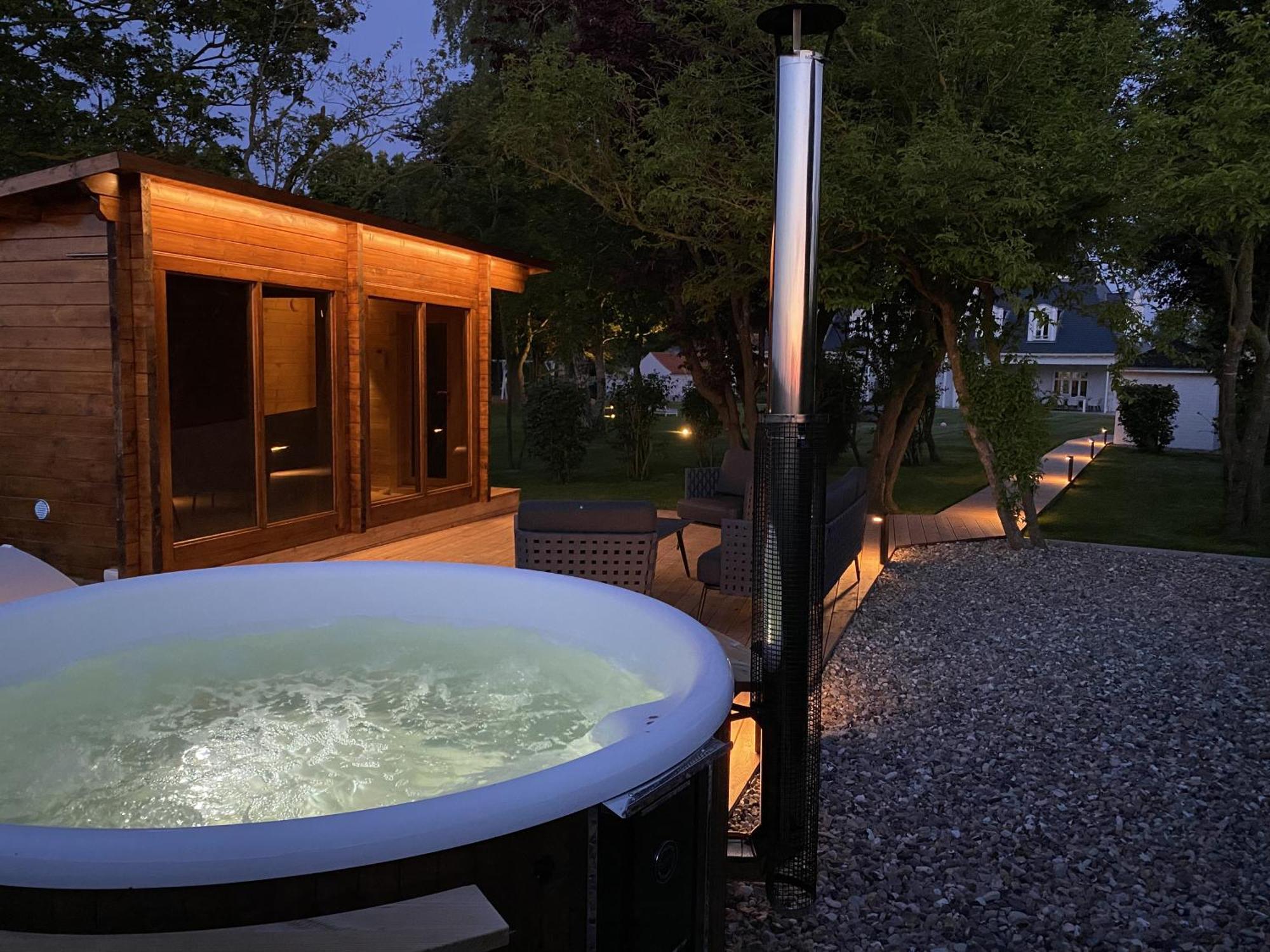 Landhaus Luetjenhof Otel Großenbrode Dış mekan fotoğraf